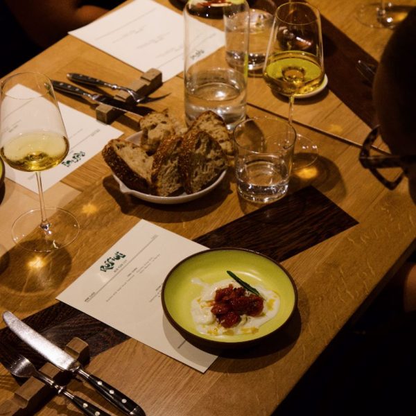 wine-classes-food-pairing-experience wine-classes-food-pairing-experience